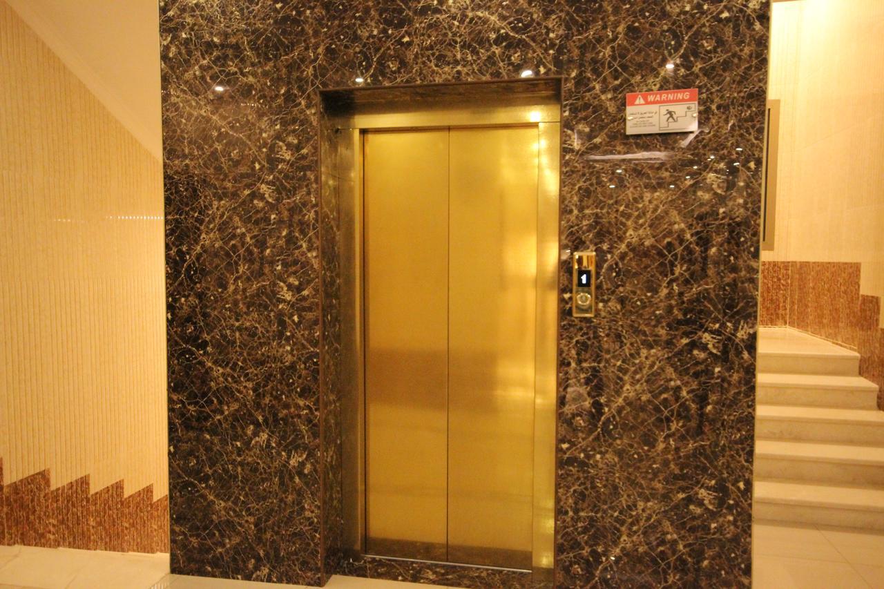 Aros Al Faisaliah Furnished Units Aparthotel Dammam Exteriör bild