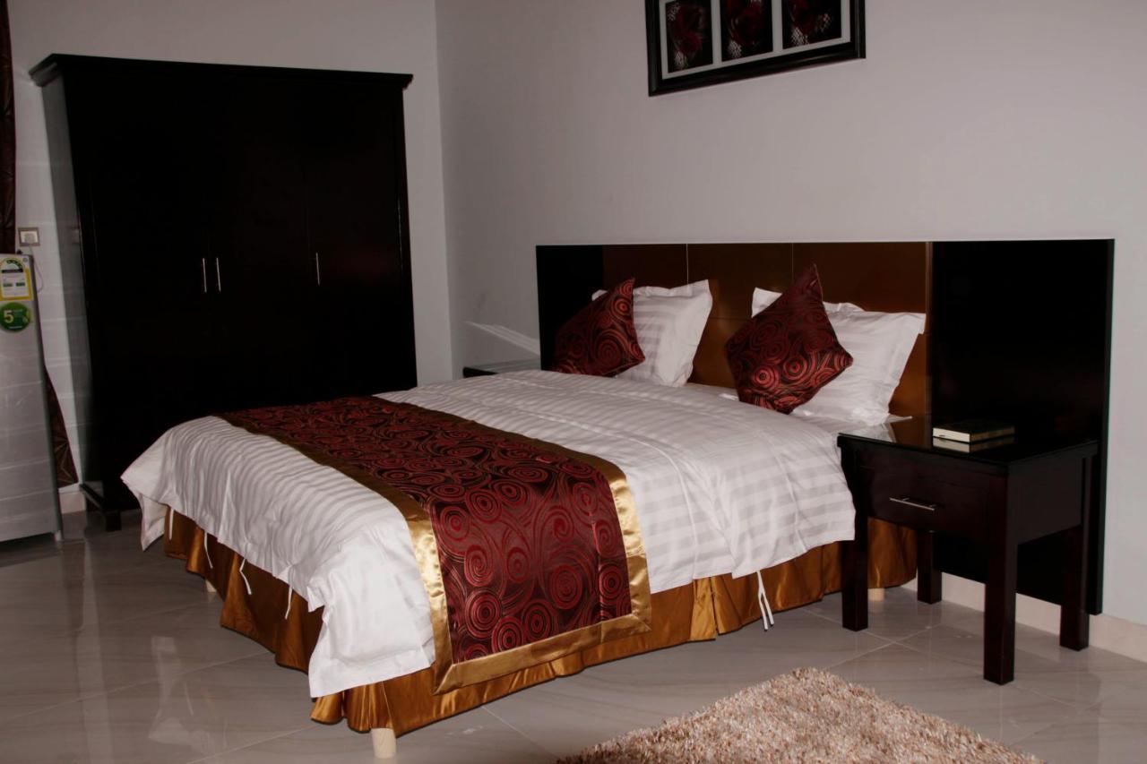 Aros Al Faisaliah Furnished Units Aparthotel Dammam Exteriör bild